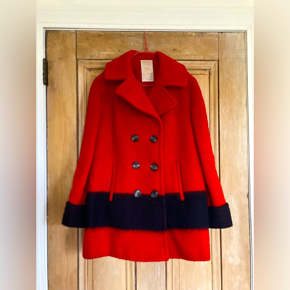VINTAGE HUDSON BAY Red Pea Coat / Hudson’s Bay Point Blanket Coat / 1970s